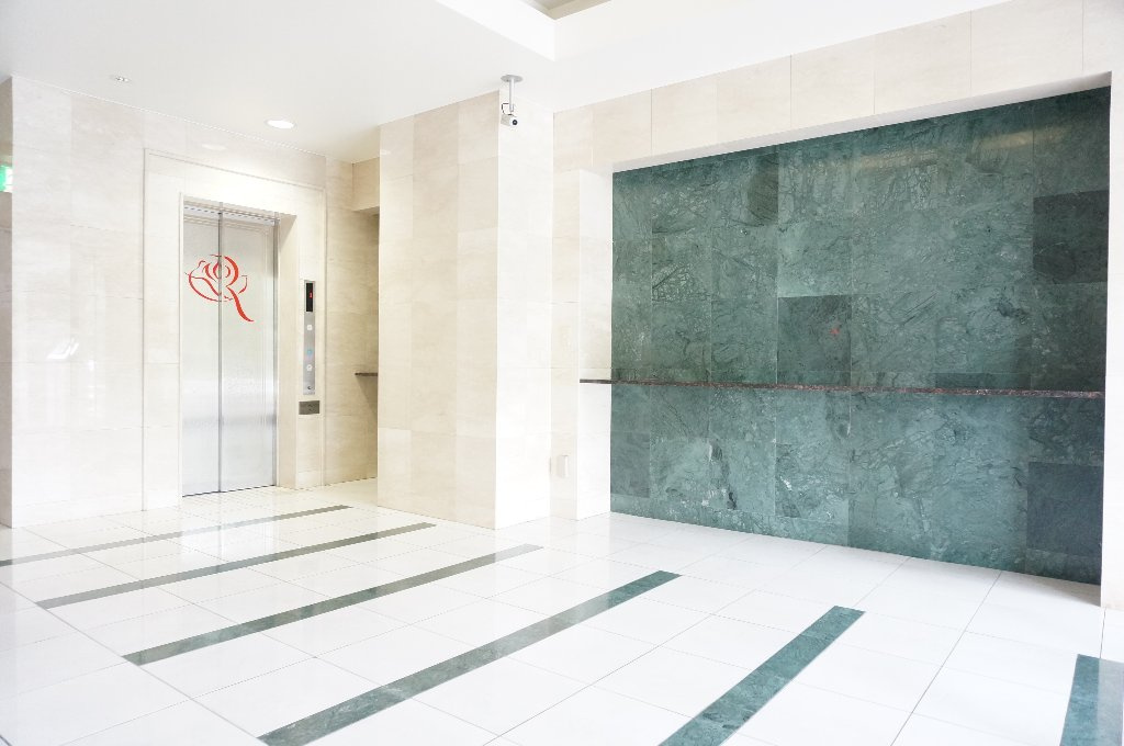 サンロージュ水前寺公園のロビー