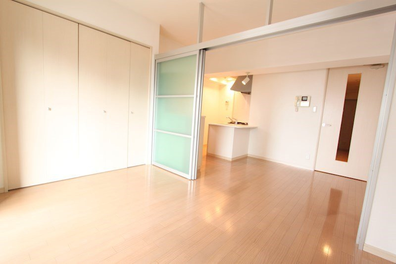 サンロージュ水前寺公園の居間・リビング