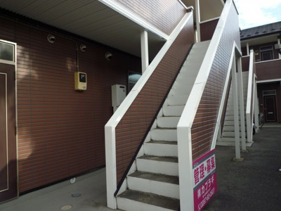 【その他共用部分】 | フローラルコートＣ棟 | 階段