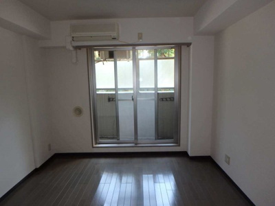 【洋室】 | サンテミリオン目白台