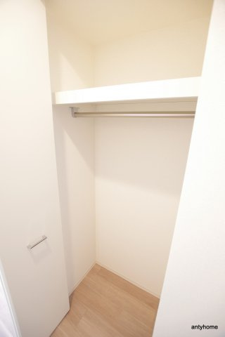 セレニテ日本橋プリエ　仲介手数料無料の収納