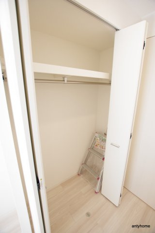 セレニテ日本橋プリエ　仲介手数料無料の収納