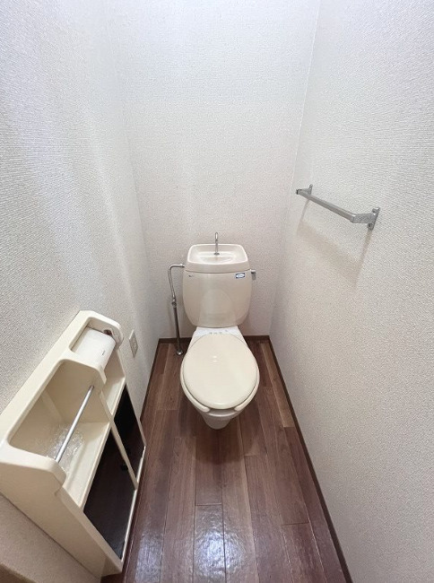 サンライズ三沢【10,000円キャッシュバック対象物件】のトイレ|トイレもきれいです