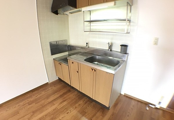 サンライズ三沢【10,000円キャッシュバック対象物件】のキッチン|きれいなキッチンです