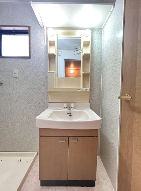 サンライズ三沢【10,000円キャッシュバック対象物件】の独立洗面台|独立洗面化粧台付き