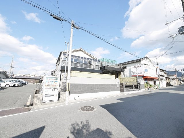 京終貸家の外観