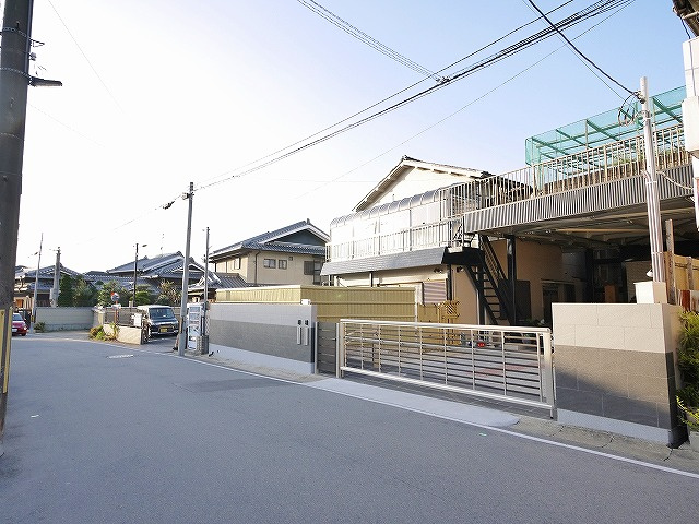 京終貸家の外観