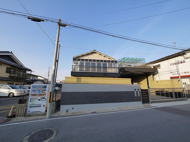 京終貸家の外観