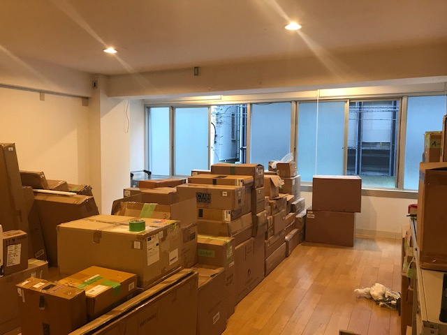 ICA３ビルのロビー