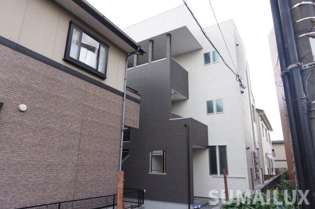 REGALEST新大江の外観
