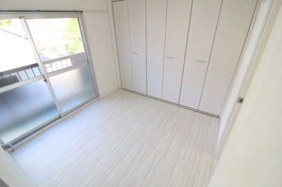 【洋室】 | 津崎マンション