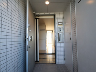 【玄関】 | ジョイフルプラザ土居田