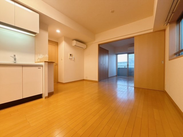 【居間・リビング】 | COZY COURT 三軒茶屋 TOKYO