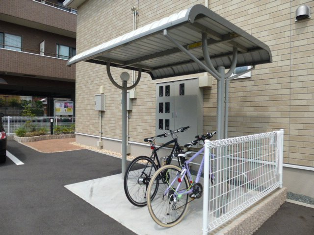 倉敷市笹沖のアパートのその他共用部分|自転車置き場