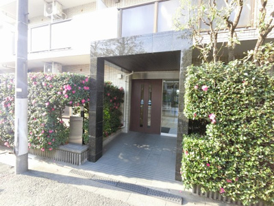 【エントランス】 | セントヒルズ田園調布 | エントランス部分です。