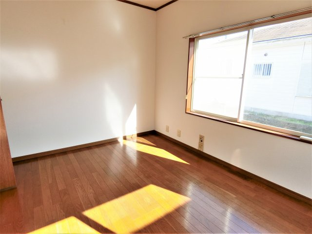 松井貸家の洋室