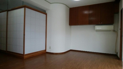 【居間・リビング】 | 第３ゼルコバマンション