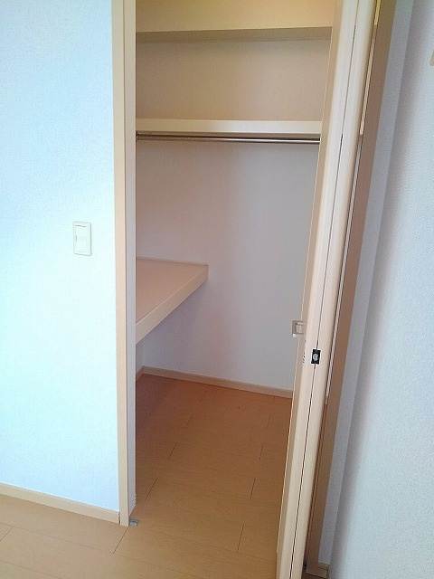 グランヒルBの収納
