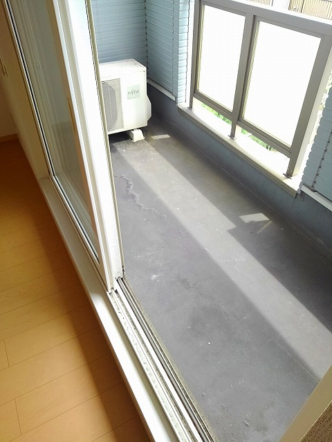 グランヒルBのバルコニー