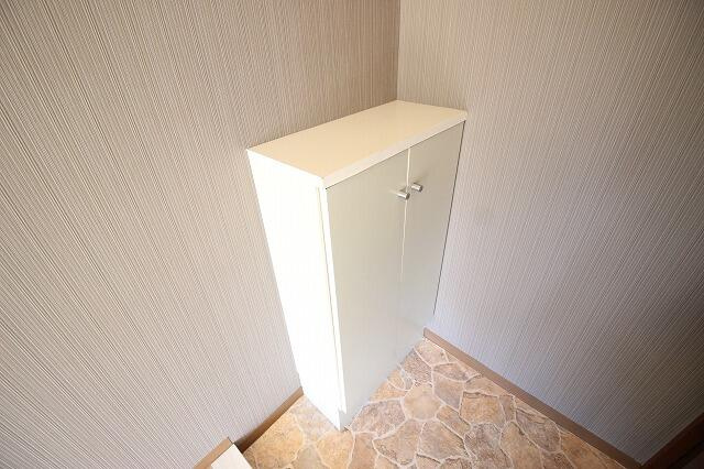 シューズボックス