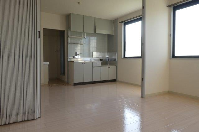 ヴュー葦高の居間・リビング