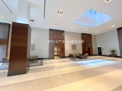 【エントランス】 | ＷコンフォートタワーズEAST　20階　82.74㎡　リ　ノベーション