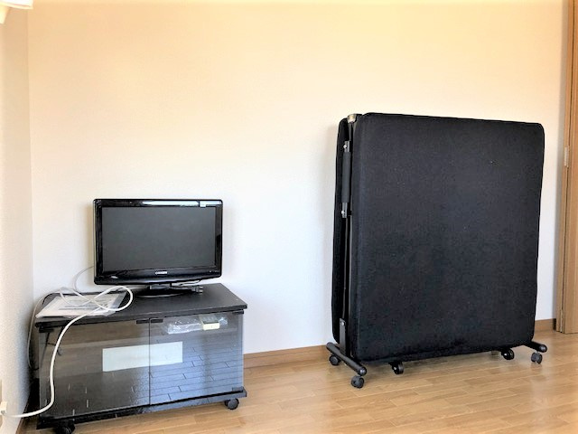 ベルメゾン一須賀Ⅰ号館のその他|折りたたみベット、TV、TV台は使用可能ですが、
修理や交換などは行っておりません。