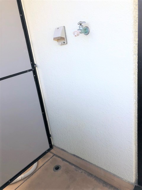 ベルメゾン一須賀Ⅰ号館の設備|室外洗濯機置き場