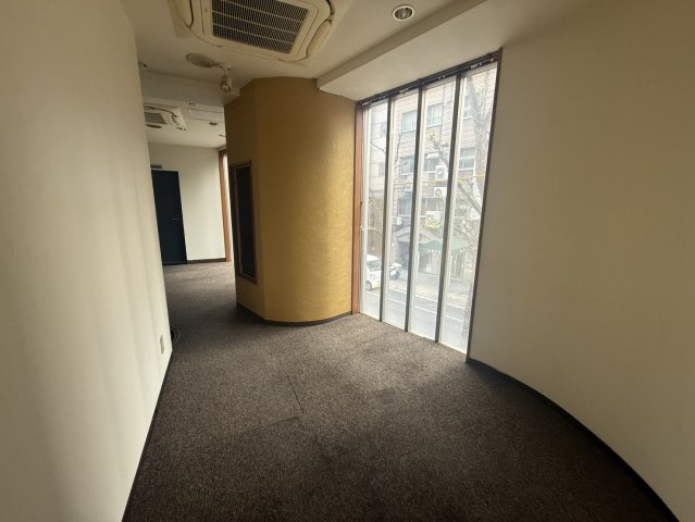 【ロビー】
