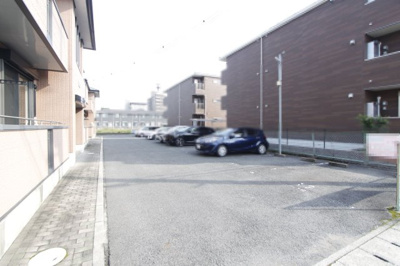 【駐車場】 | リモーネＡ | カースペースがあります