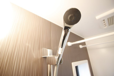 【浴室】 | リモーネＡ | 落ち着いた空間のお風呂です