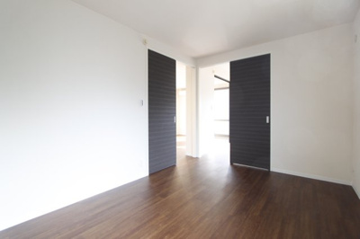 【洋室】 | リモーネＡ | 個人の部屋や寝室として使える洋室です