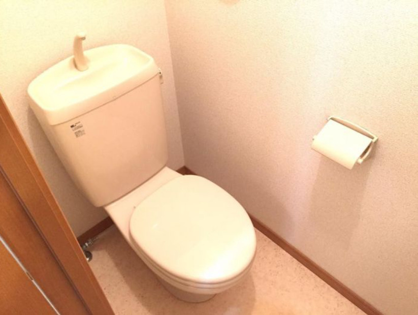 アムール松福園Cのトイレ|ゆったりとした空間のトイレです