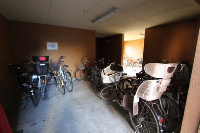 【その他共用部分】 | 朝日プラザ上杉 | 自転車置場