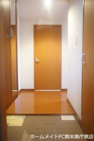 Patio長嶺南の玄関