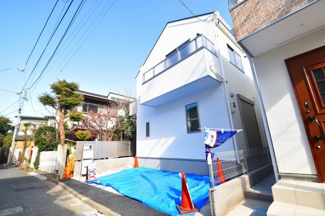 【前面道路含む現地写真】 | 現地見学や資料請求などお気軽にお問合せ下さい。
周辺環境とあわせて現地もご案内致します。