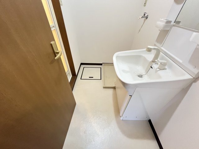 サンパティークメゾンの洗面所