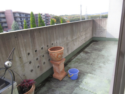 【バルコニー】 | 桜ヶ丘メディカルビル