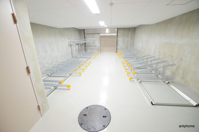 ザパークハビオ天満橋　仲介手数料無料の駐車場