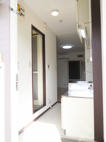 エリカハイツの玄関