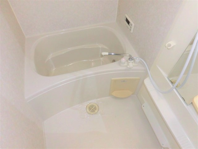 クロッカス翼の浴室|イメージ写真