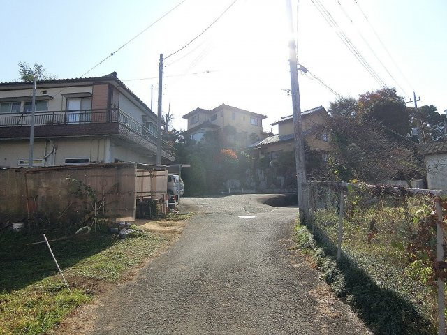 高崎市吉井町吉井川売土地の前面道路含む現地写真