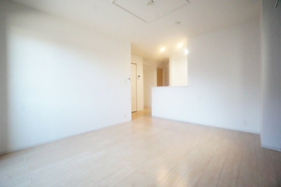 【その他】 | エアリーⅤ | 同物件・同タイプの写真です。※こちらのお部屋は2面採光ではございません。