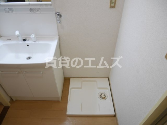 【洗面所】 | 小笠原ビル | 小笠原ビルの室内洗濯機置き場