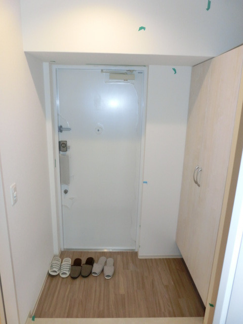 AULII Osakaの玄関