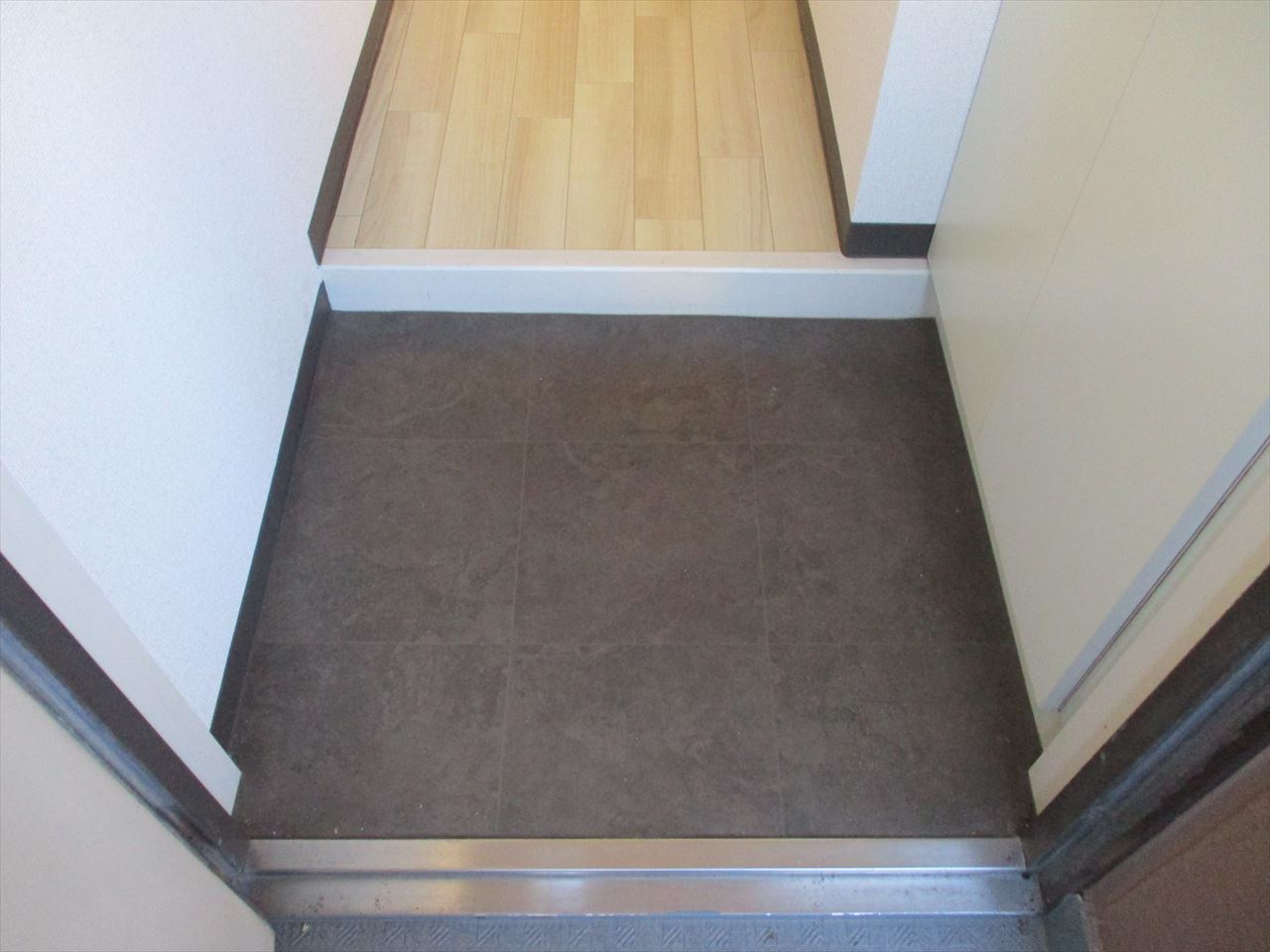 エスポア瑞穂｜名古屋市の賃貸ならMy賃貸の玄関|エスポア瑞穂