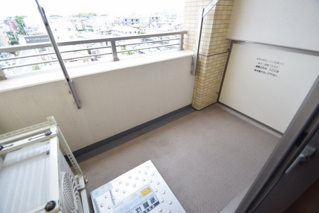 サンピタリア東船橋のバルコニー|光が入り明るいバルコニー