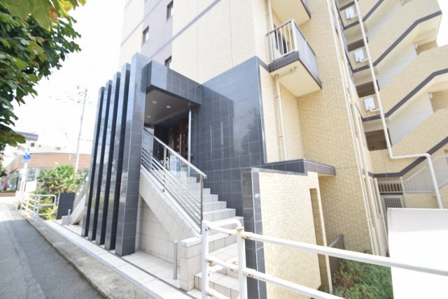 サンピタリア東船橋のエントランス|綺麗なエントランス