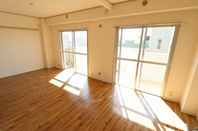 【居間・リビング】 | アイボリッチマンション