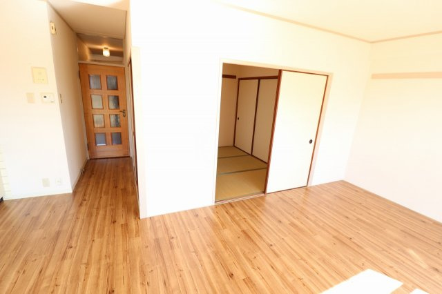 【居間・リビング】 | アイボリッチマンション